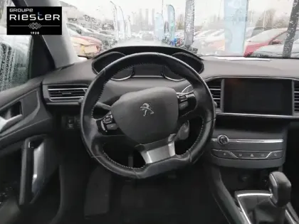 Photo 8 Peugeot 308  1.2 PureTech 110ch S&S BVM5