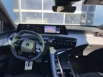 Photo 13 Peugeot 3008  Hybrid 145 e-DCS6