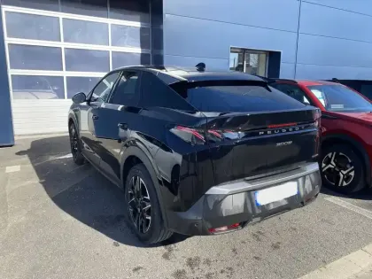Photo 27 Peugeot 3008  Hybrid 145 e-DCS6