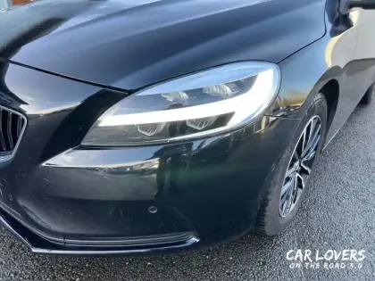 Photo 27 Volvo V40  D2 120 ch