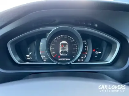 Photo 17 Volvo V40  D2 120 ch