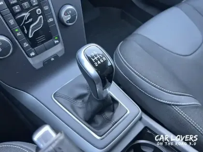 Photo 12 Volvo V40  D2 120 ch