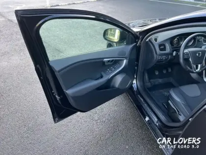 Photo 22 Volvo V40  D2 120 ch