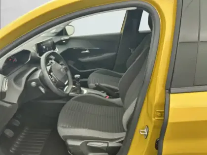 Photo 35 Peugeot 208  PureTech 100 S&S BVM6