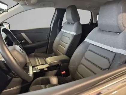 Photo 10 Citroën C4  BlueHDi 130 EAT8