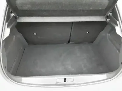 Photo 10 Peugeot 208  PureTech 75 S&S BVM5