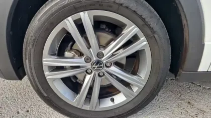 Photo 8 Volkswagen T-cross  1.0 TSI 110 Start/Stop DSG7