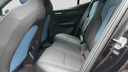 Photo 17 Volvo Ex30  Single Extended Range 272 ch 1EDT