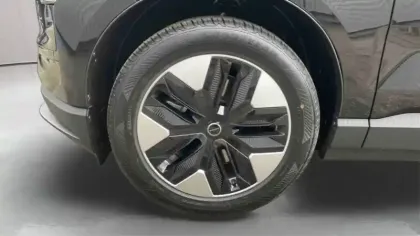 Photo 11 Volvo Ex30  Single Extended Range 272 ch 1EDT