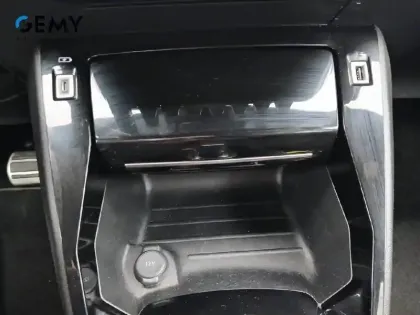 Photo 19 Peugeot 2008  PureTech 130 S&S EAT8