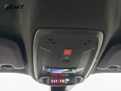 Photo 16 Peugeot 2008  PureTech 130 S&S EAT8