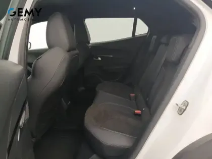 Photo 9 Peugeot 2008  PureTech 130 S&S EAT8