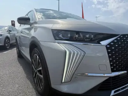 Photo 50 DS DS 7  Hybride Rechargeable E-Tense 300 EAT8 4x4