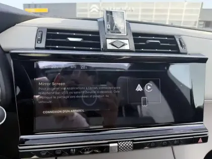 Photo 61 DS DS 7  Hybride Rechargeable E-Tense 300 EAT8 4x4