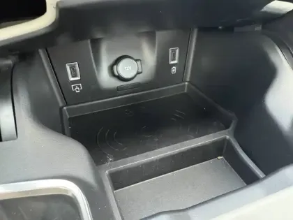 Photo 30 DS DS 7  Hybride Rechargeable E-Tense 300 EAT8 4x4