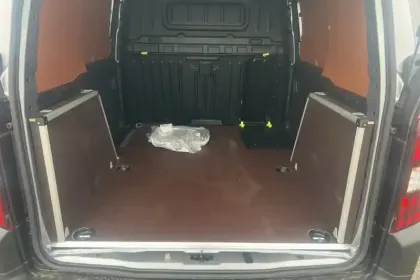 Photo 8 Peugeot Partner  FOURGON M 1000 KG BLUEHDI 130 S&S EAT8