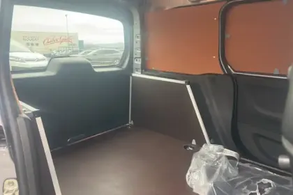 Photo 13 Peugeot Partner  FOURGON M 1000 KG BLUEHDI 130 S&S EAT8