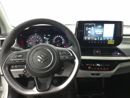 Photo 58 Suzuki Swift  1.2 Dualjet Hybrid