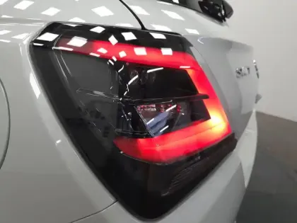 Photo 23 Suzuki Swift  1.2 Dualjet Hybrid