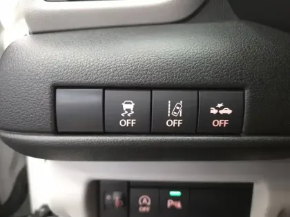 Photo 39 Suzuki Swift  1.2 Dualjet Hybrid