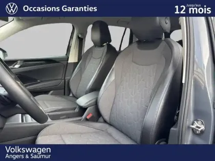 Photo 11 Volkswagen Tiguan  1.5 eTSI 131ch DSG7