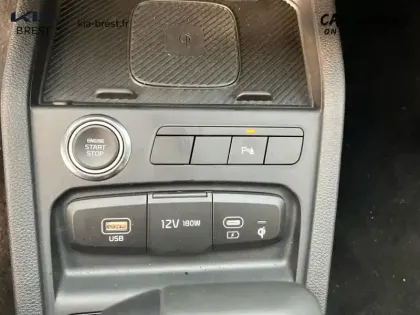 Photo 20 Kia Stonic  1.0 T-GDi 115 ch MHEV DCT7
