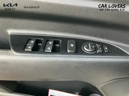 Photo 19 Kia Stonic  1.0 T-GDi 115 ch MHEV DCT7