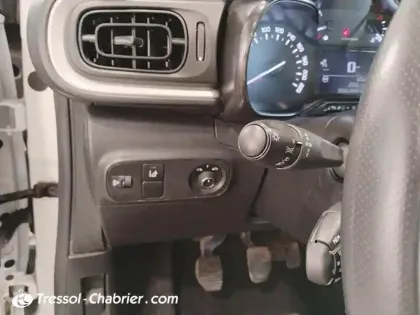 Photo 16 Citroën C3  PureTech 82 S&S BVM5 Graphic