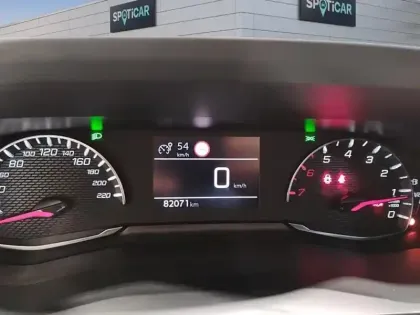 Photo 20 Peugeot 208  BlueHDi 100 S&S BVM6 Active Pack