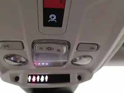 Photo 24 Citroën C4 e- 136 ch autonomie standard  Automatique Plus