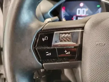 Photo 18 DS DS 3 DS3 Crossback BlueHDi 130 EAT8 Grand Chic