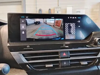 Photo 25 Citroën C4 e- 136 ch autonomie standard  Automatique Plus