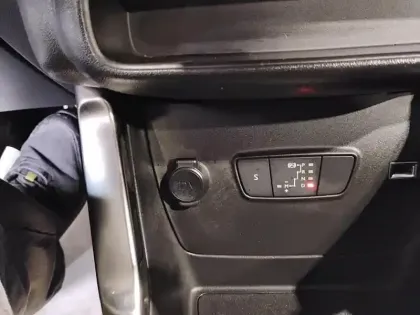 Photo 23 Citroën C3 Aircross  PureTech 130 S&S EAT6 C-Series