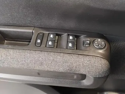 Photo 19 Citroën C3 Aircross  PureTech 130 S&S EAT6 C-Series