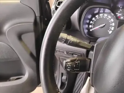 Photo 16 Citroën C3 Aircross  PureTech 130 S&S EAT6 C-Series