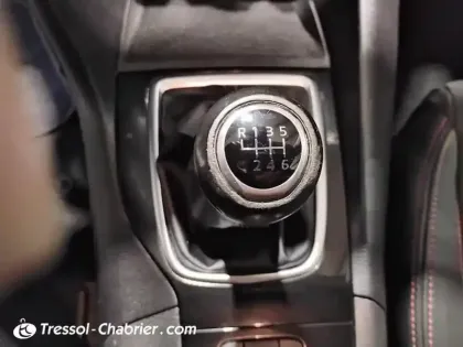 Photo 23 Mazda Mazda3  1.5L SKYACTIV-D 105 ch Dynamique