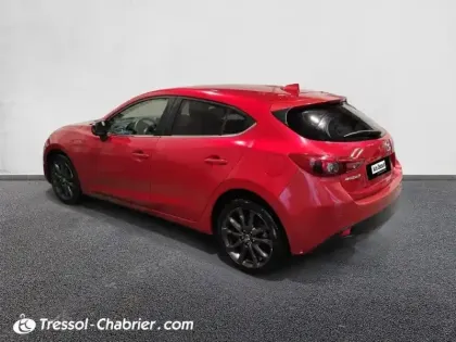 Photo 29 Mazda Mazda3  1.5L SKYACTIV-D 105 ch Dynamique