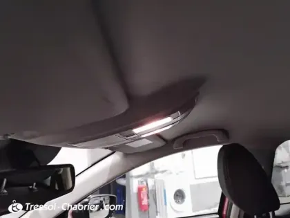 Photo 24 Mazda Mazda3  1.5L SKYACTIV-D 105 ch Dynamique