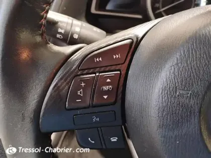 Photo 18 Mazda Mazda3  1.5L SKYACTIV-D 105 ch Dynamique