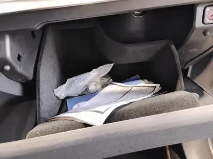 Photo 15 Peugeot 3008  Hybrid 225 e-EAT8 GT Pack