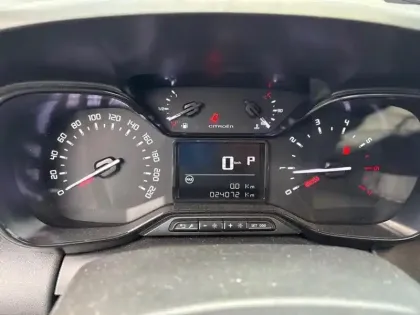 Photo 20 Citroën C3 Aircross  BlueHDi 120 S&S EAT6 Feel Pack Business