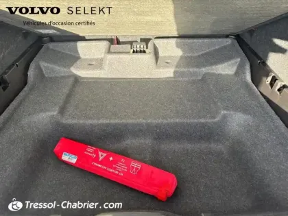 Photo 26 Volvo Xc40  D3 AdBlue 150 ch Geartronic 8 Momentum
