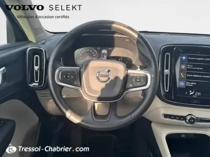 Photo 11 Volvo Xc40  D3 AdBlue 150 ch Geartronic 8 Momentum