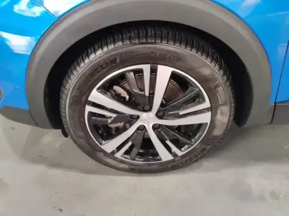 Photo 14 Peugeot 3008  Hybrid 225 e-EAT8 GT