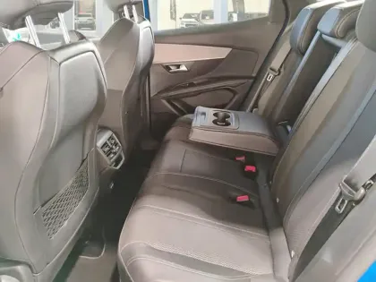 Photo 22 Peugeot 3008  Hybrid 225 e-EAT8 GT