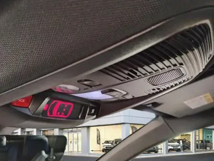 Photo 24 Peugeot 3008  Hybrid 225 e-EAT8 GT