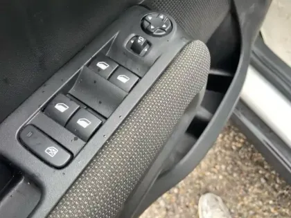 Photo 19 Citroën C3 Aircross  BlueHDi 120 S&S EAT6 Shine