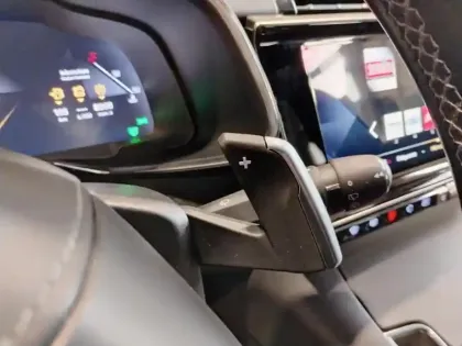 Photo 17 DS Ds 7 DS7 Crossback BlueHDi 180 EAT8 Grand Chic