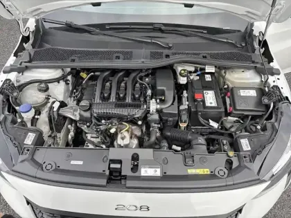 Photo 6 Peugeot 208  PureTech 75 S&S BVM5 Active