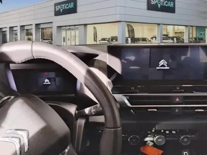 Photo 9 Citroën C4 e- 136 ch autonomie standard  Automatique Plus